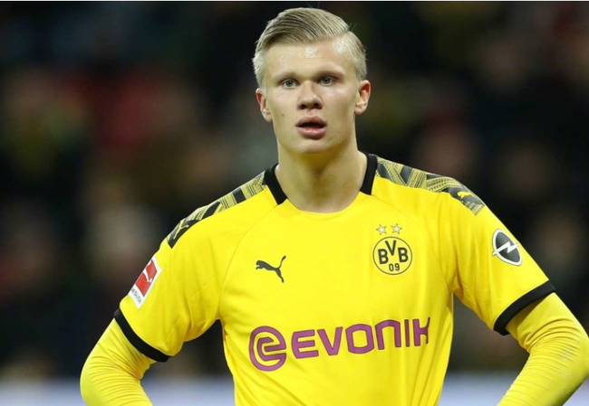 《FF7永恒危机》蒂法新皮肤视频欣赏 这身材简直了！