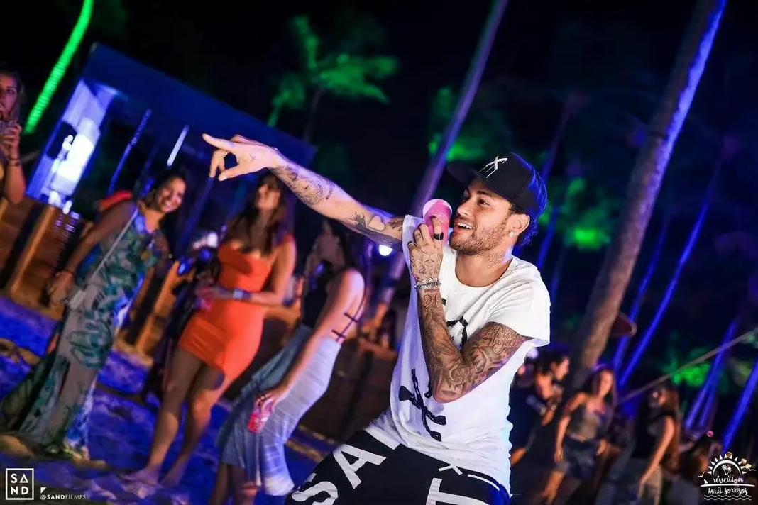 六台发布调查，82.2%的球迷希望霍安-加西亚被征召参加世界杯