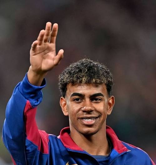 狂轰50分，爆砍42分！从鱼腩晋升夺冠热门，NBA被低估的球星诞生